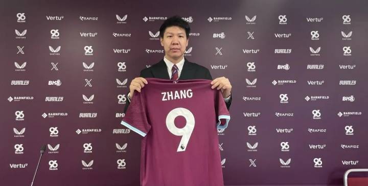 官宣!辽足名宿之子,18岁1米9前锋,离开辽宁铁人,加盟伯恩利